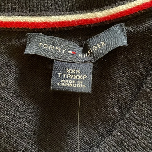 Tommy Hilfiger navy sweater sz XXS - Picture 4 of 5